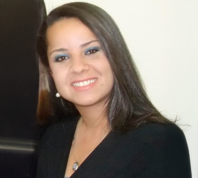 Drª Junia Saraiva